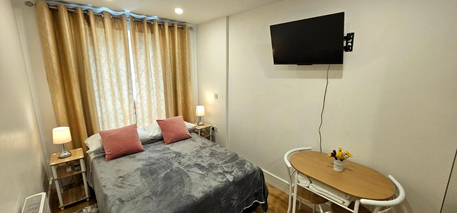 Claire Double Room Londres Extérieur photo