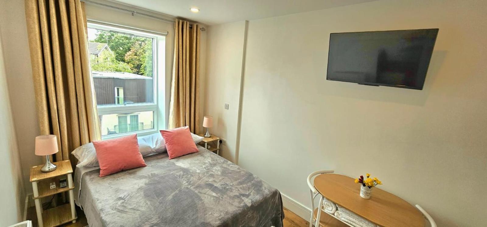 Claire Double Room Londres Extérieur photo