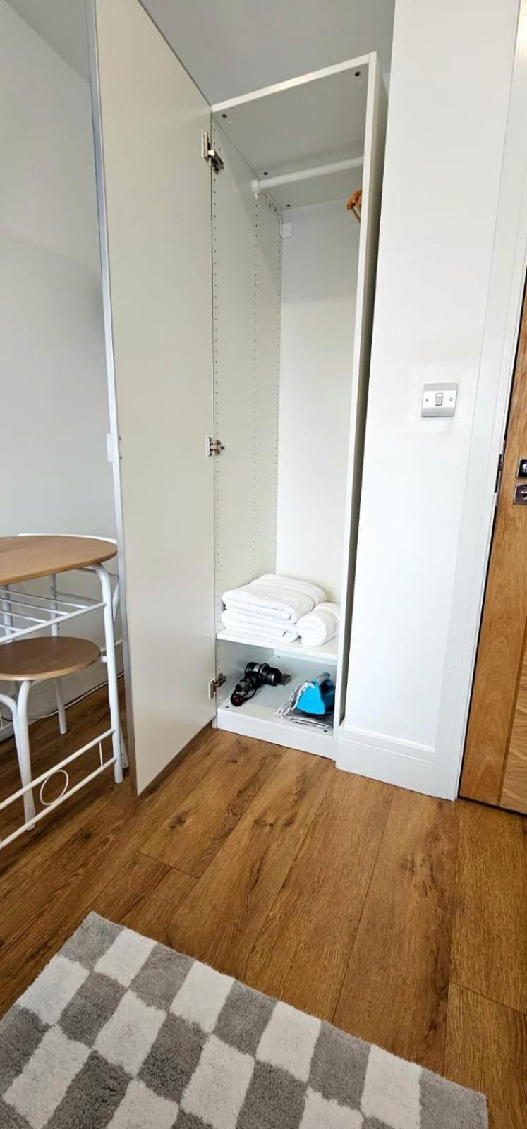 Claire Double Room Londres Extérieur photo